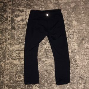 Never worn wunder under lululemon leggings